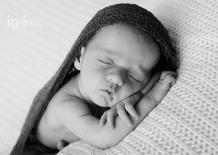 Newborn Photographer (C) In Focus Images & Design
