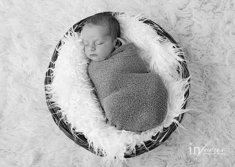 Newborn Photographer (C) In Focus Images & Design