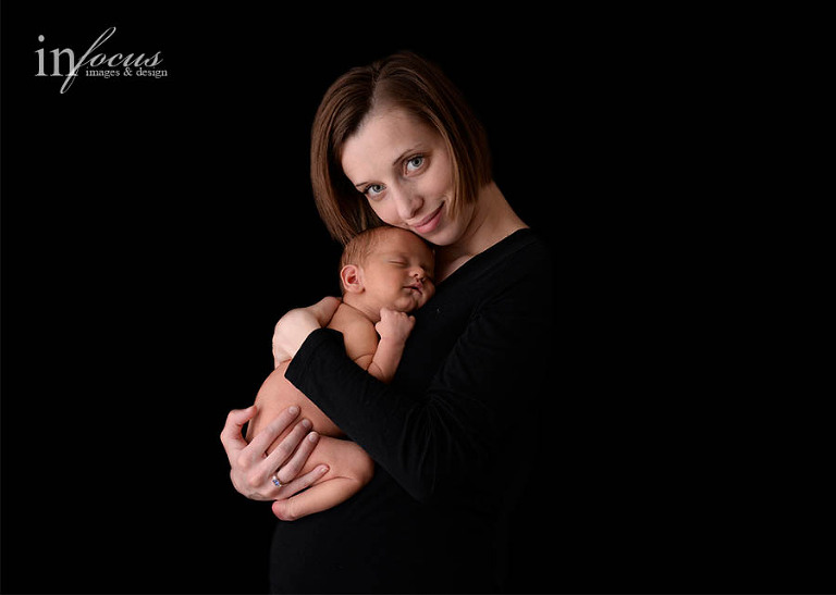 Newborn Photographer (C) In Focus Images & Design