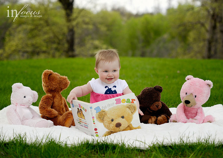 (c) In Focus Images & Design