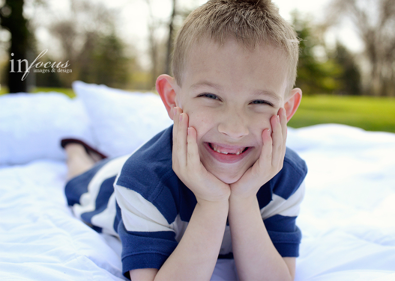 (c) In Focus Images & Design