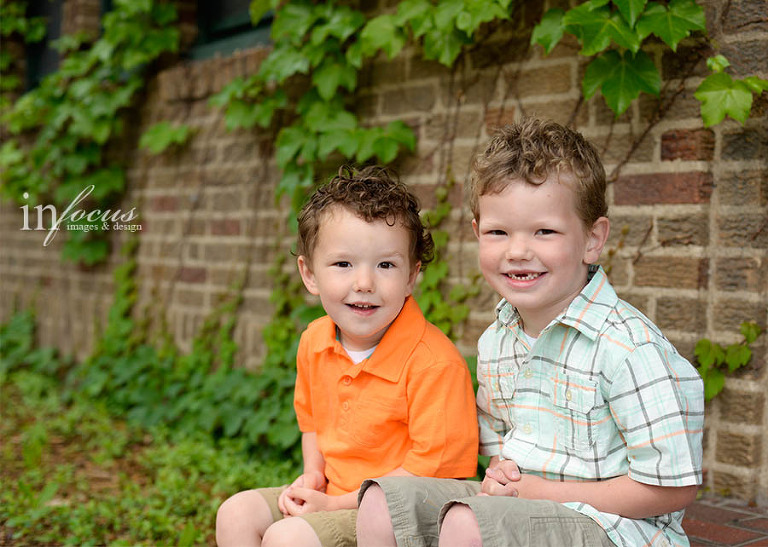 (c) In Focus Images & Design