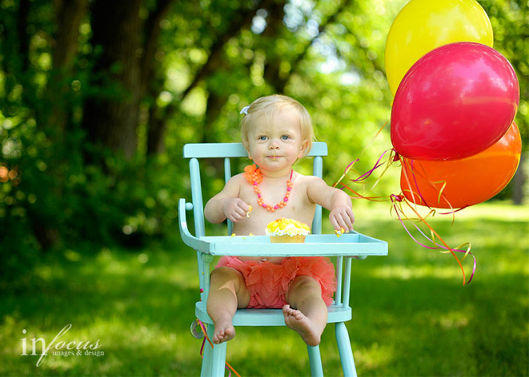 (c) In Focus Images & Design