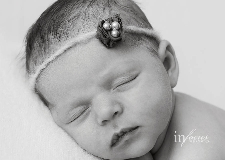 (c) In Focus Images & Design