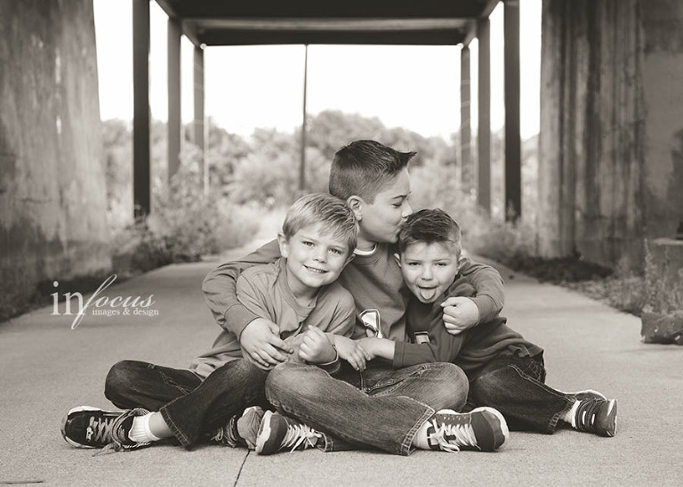(c) In Focus Images & Design
