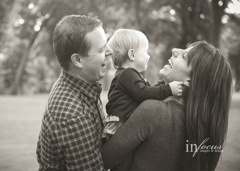 (c) In Focus Images & Design