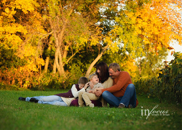 (c) In Focus Images & Design