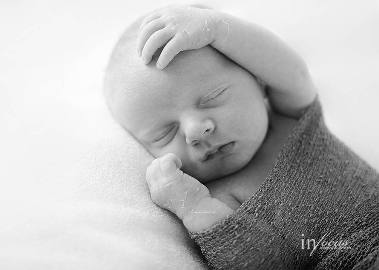 (c) In Focus Images & Design