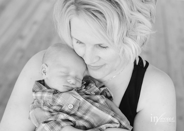 (c) In Focus Images & Design