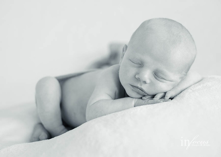 (c) In Focus Images & Design
