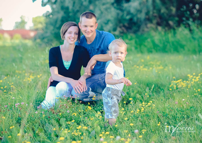 (c) In Focus Images & Design