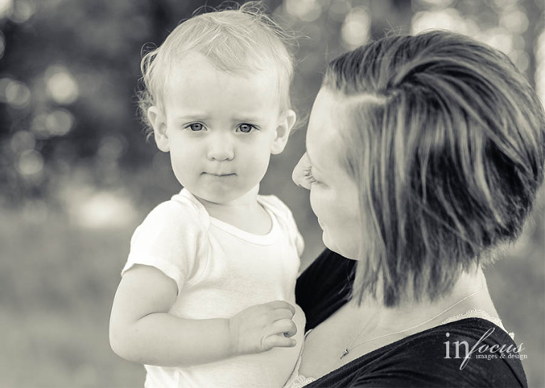 (c) In Focus Images & Design