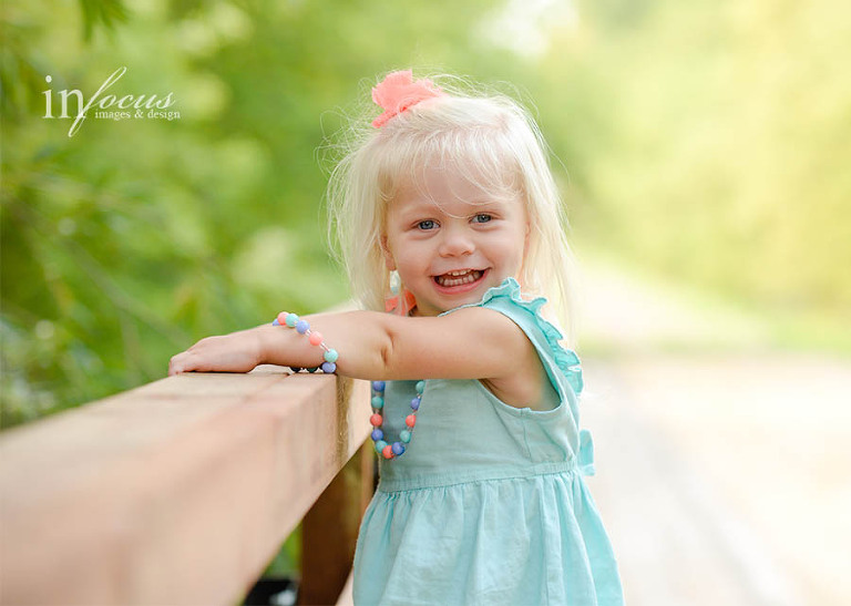 (c) In Focus Images & Design
