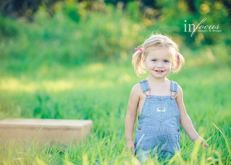 (c) In Focus Images & Design