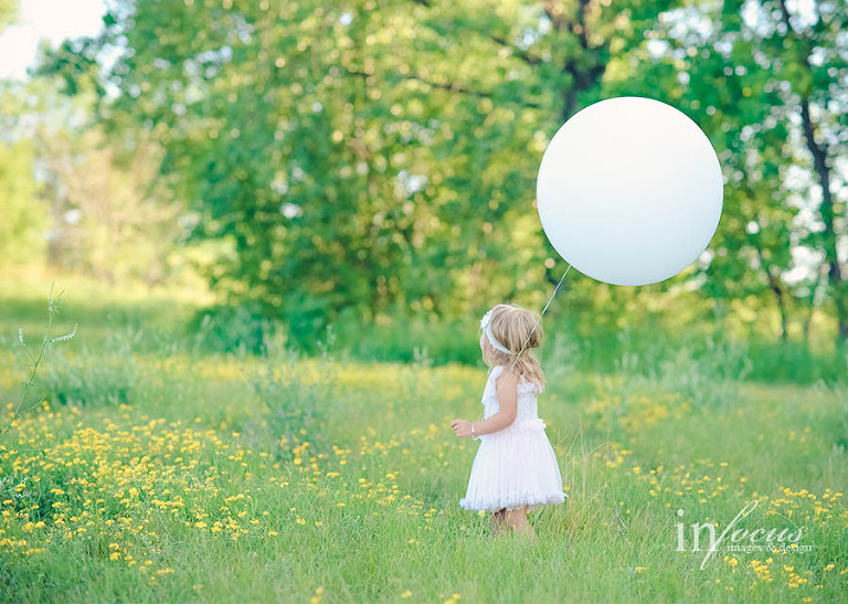 (c) In Focus Images & Design