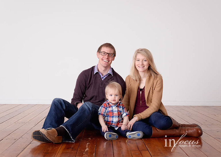(c) In Focus Images & Design