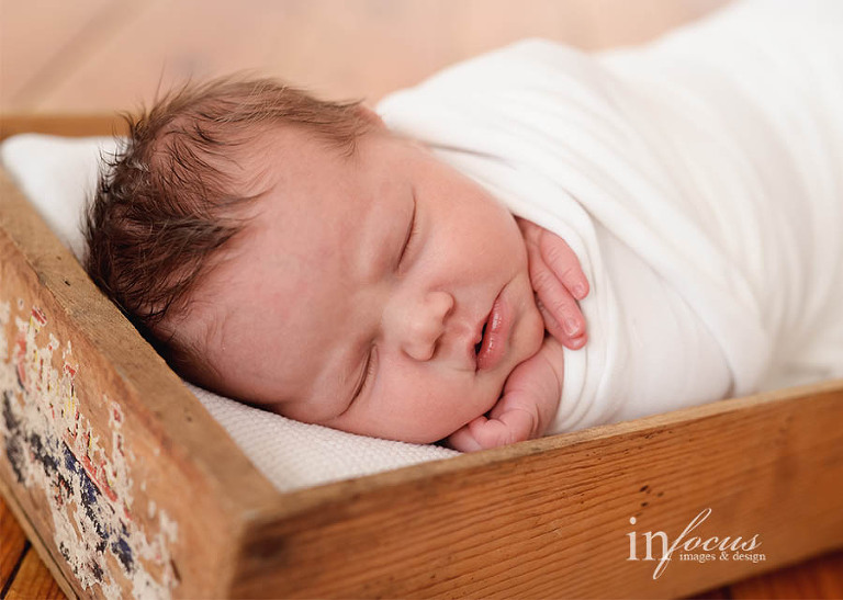 (c) In Focus Images & Design