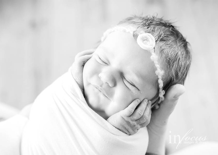 (c) In Focus Images & Design