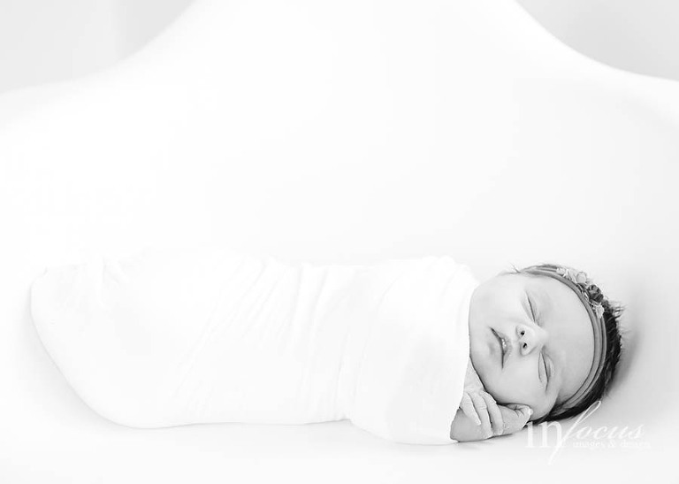 (c) In Focus Images & Design