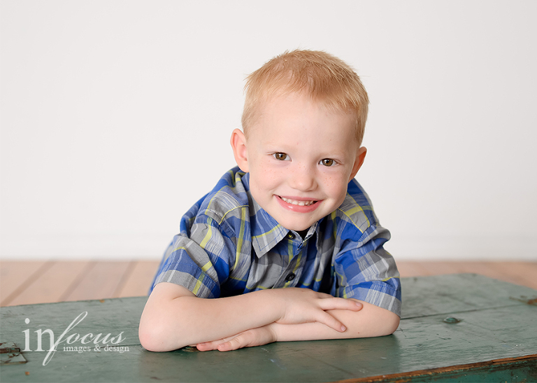 (c) In Focus Images & Design