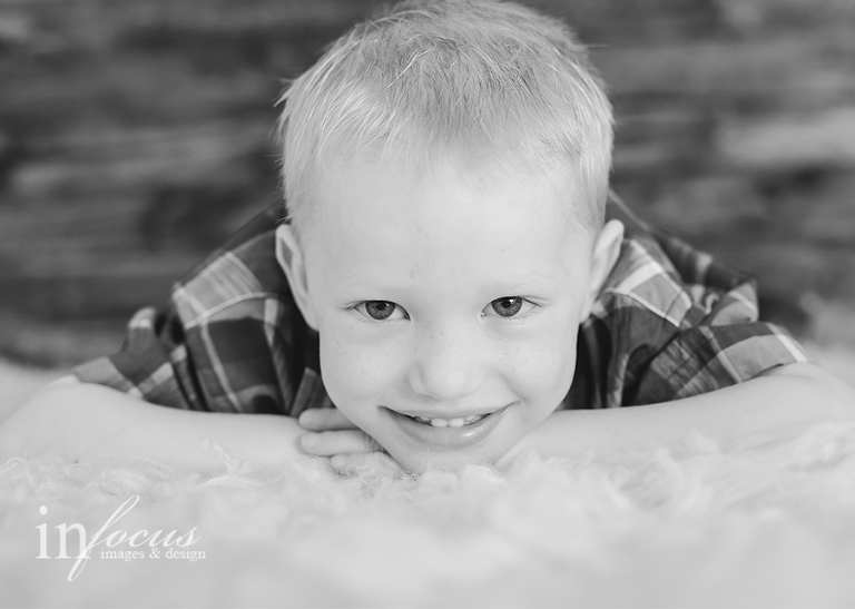(c) In Focus Images & Design