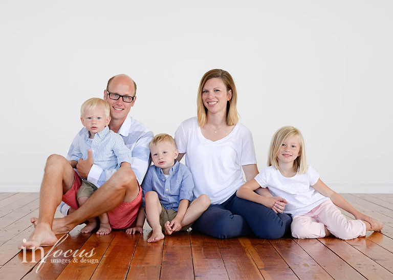 (c) In Focus Images & Design