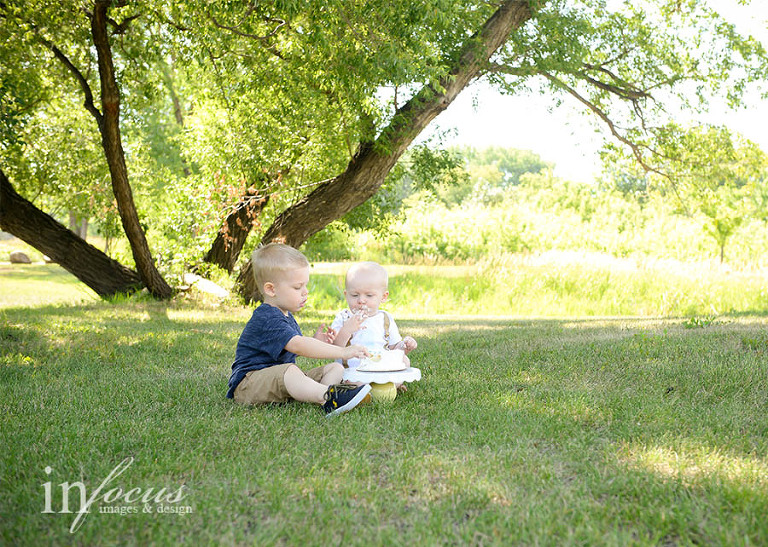 (c) In Focus Images & Design