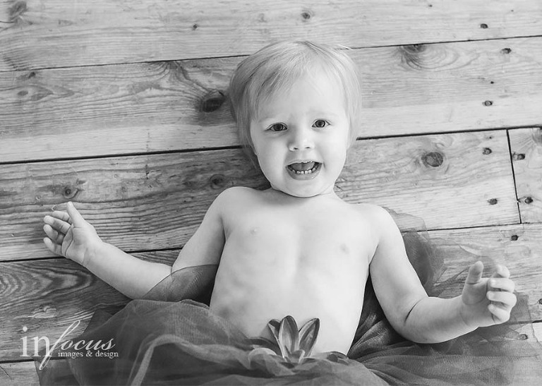 (c) In Focus Images & Design