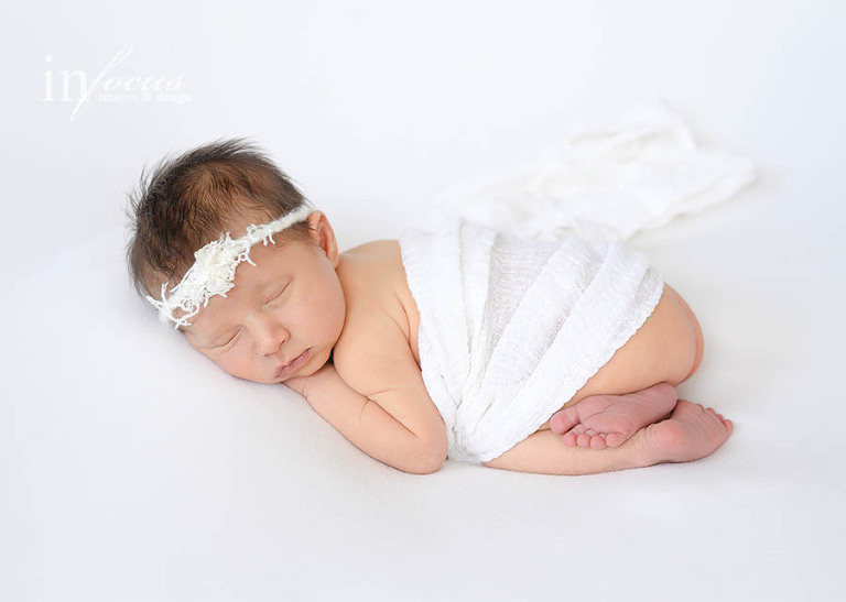 (c) In Focus Images & Design
