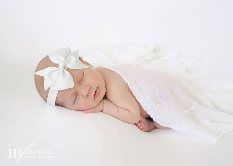 (c) In Focus Images & Design