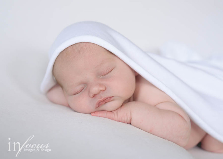(c) In Focus Images & Design