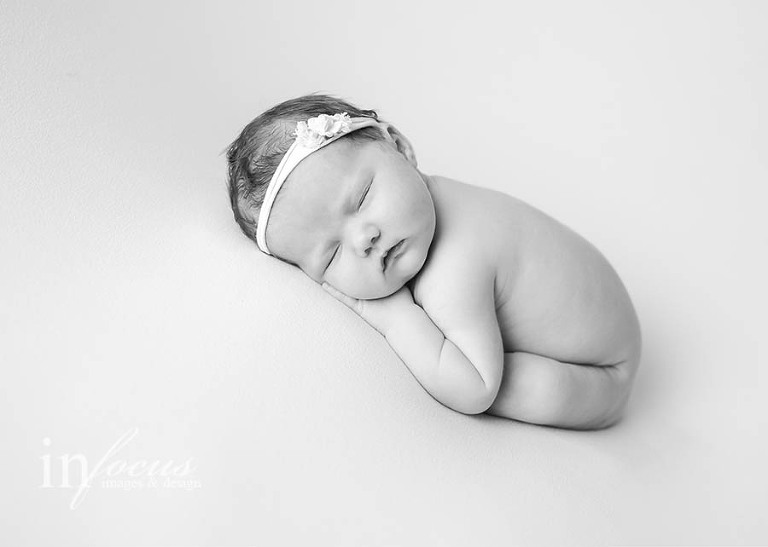 (c) In Focus Images & Design