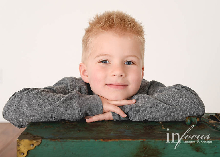 (c) In Focus Images & Design