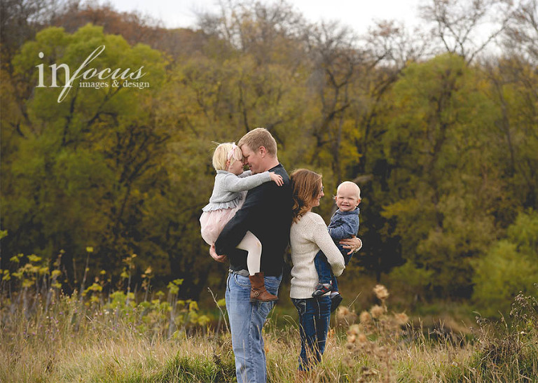 (c) In Focus Images & Design