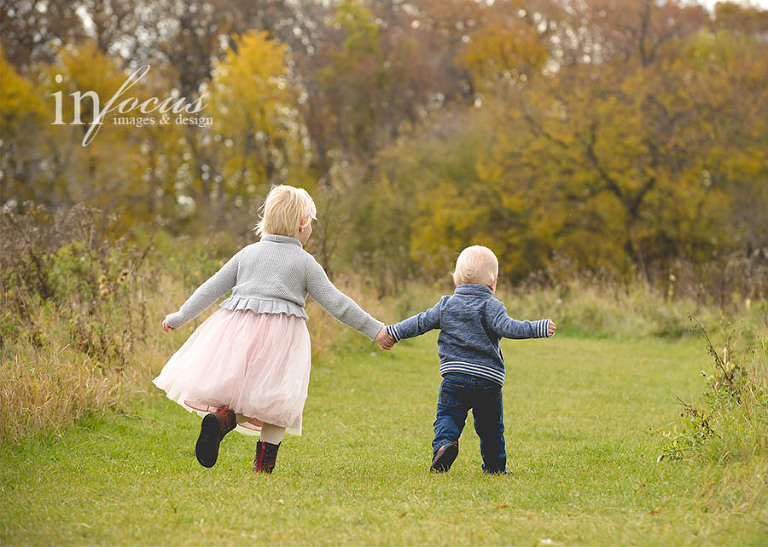 (c) In Focus Images & Design