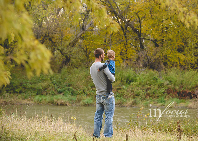 (c) In Focus Images & Design