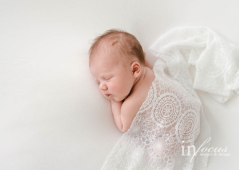 (c) In Focus Images & Design