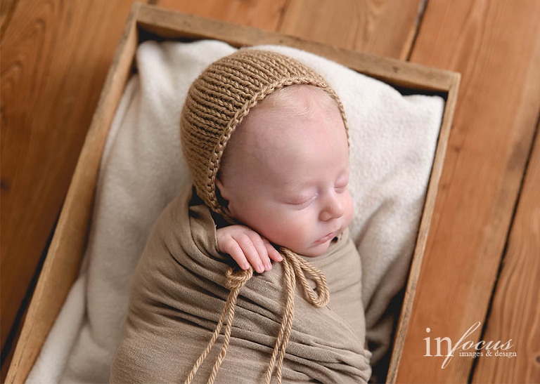 (c) In Focus Images & Design