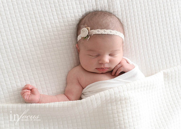 (c) In Focus Images & Design