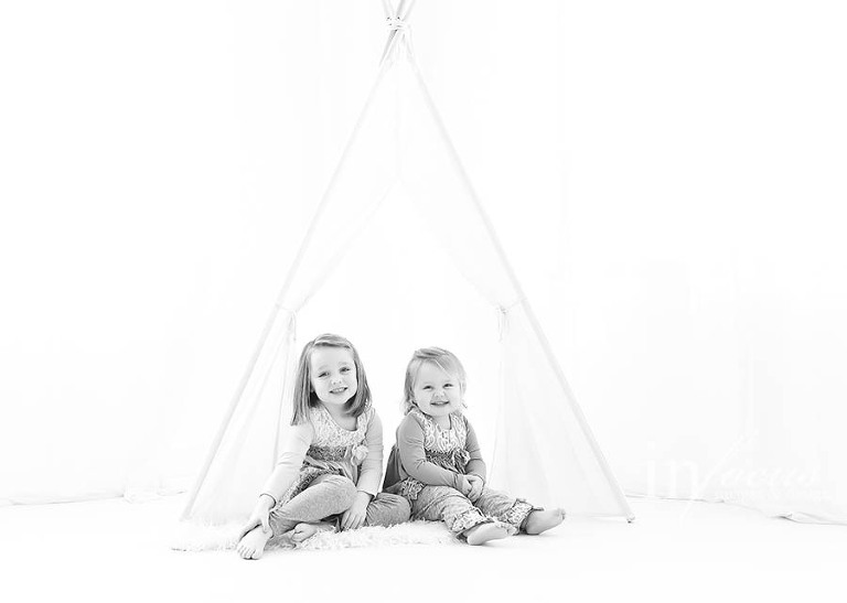 (c) In Focus Images & Design