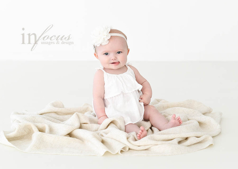 (c) In Focus Images & Design