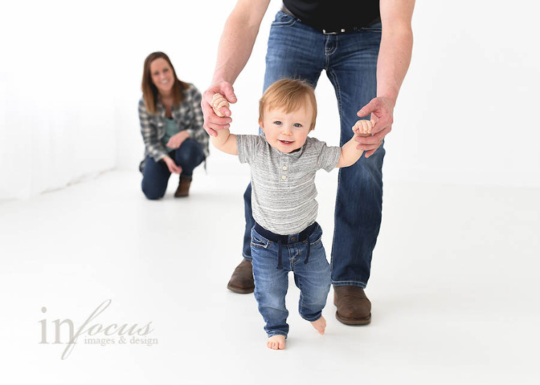 (c) In Focus Images & Design
