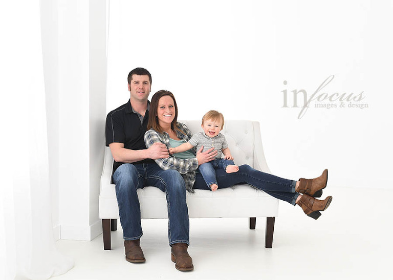 (c) In Focus Images & Design