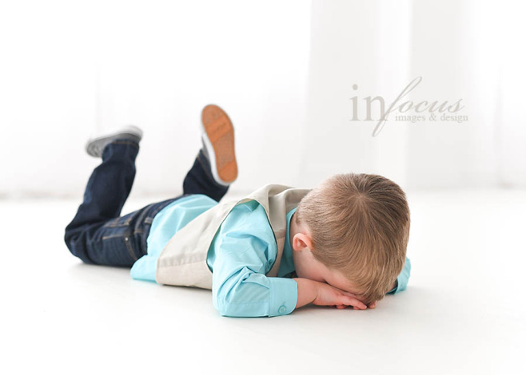 (c) In Focus Images & Design