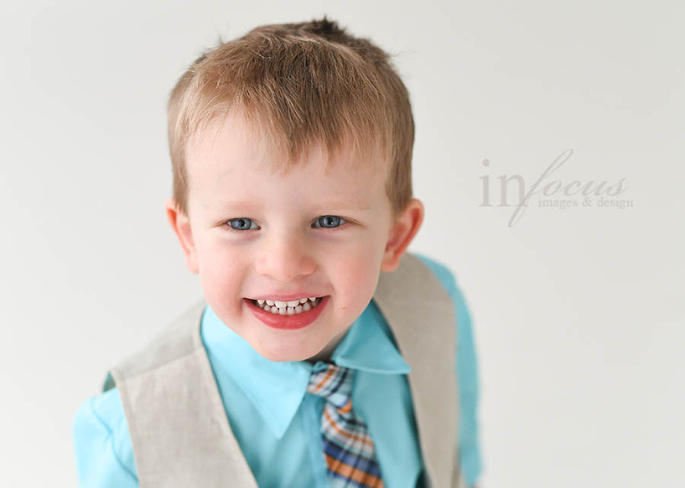 (c) In Focus Images & Design