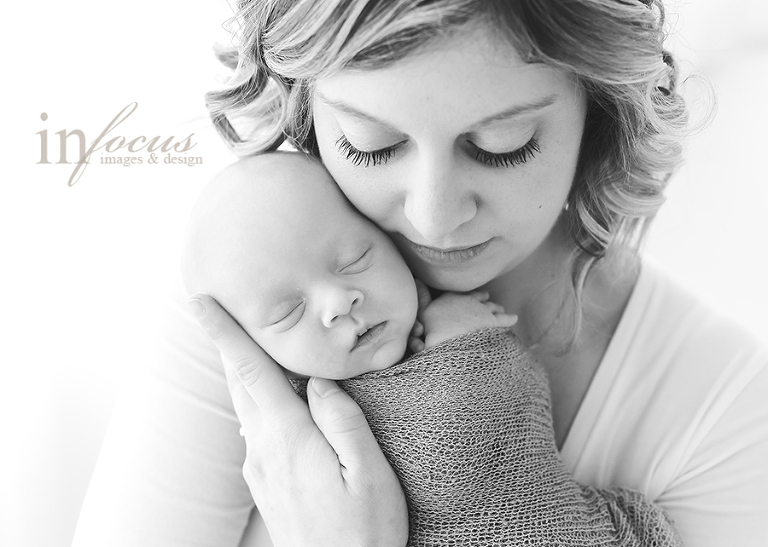 (c) In Focus Images & Design