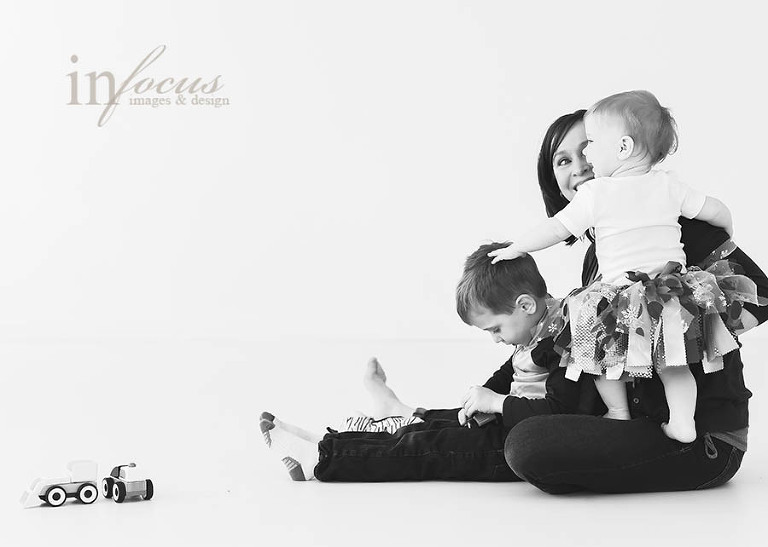(c) In Focus Images & Design