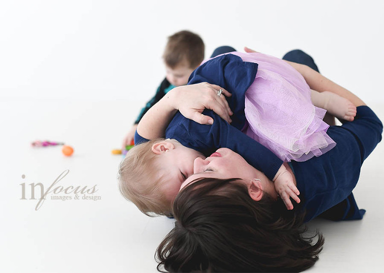(c) In Focus Images & Design