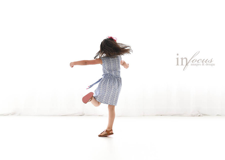 (c) In Focus Images & Design