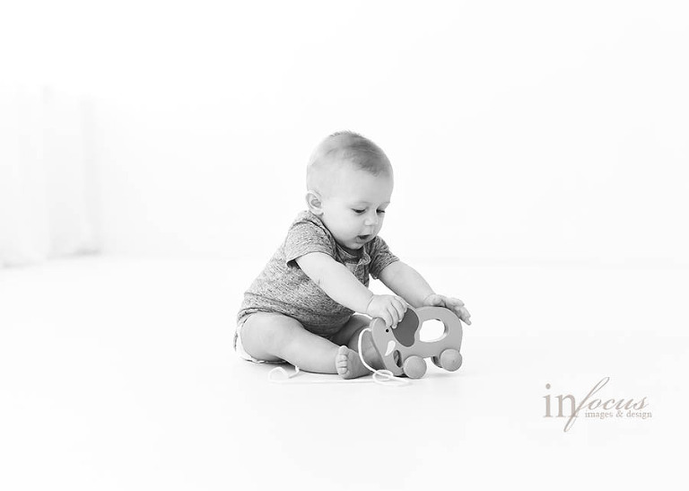 (c) In Focus Images & Design